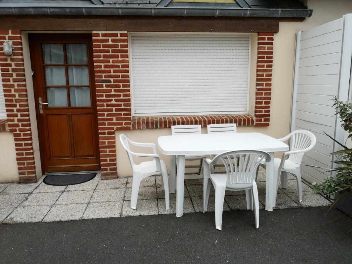 Maisons De Charme A Étretat Exteriör bild